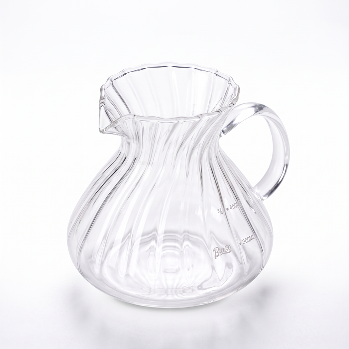 Jarra de vidro borossilicato para café coado, fundo branco